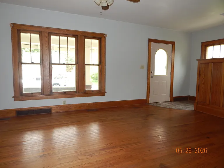 206 Mohican Ave — Photo 7