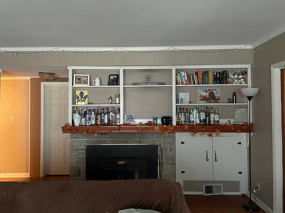 1st image of 711 Normal Ave