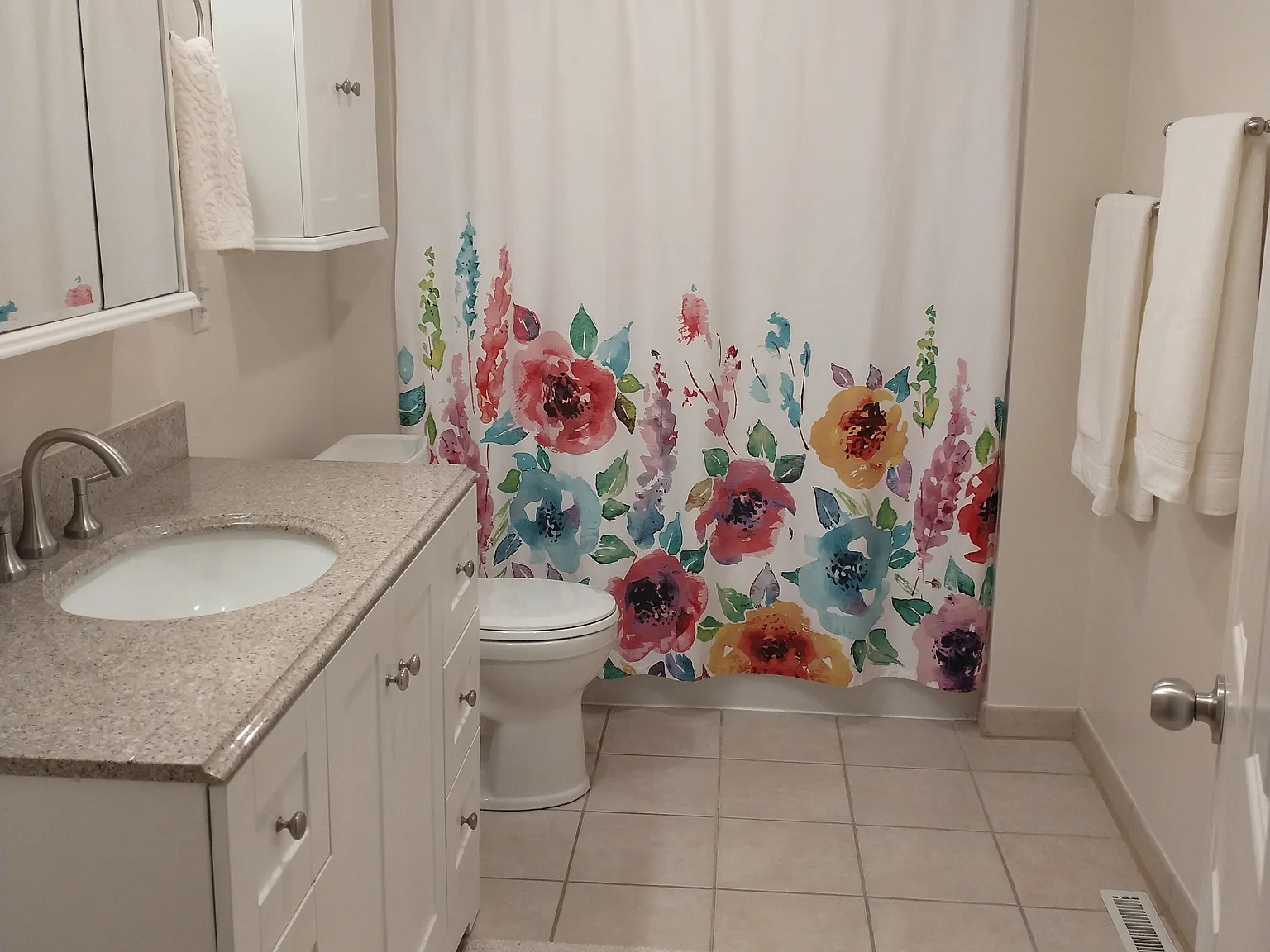 4 bed, 1.5 bath, 1856 sqft, $800 — Photo 4