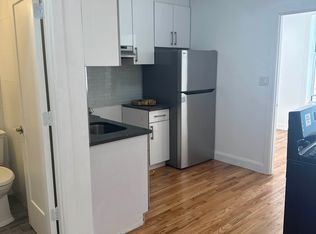4003 5th Ave APT 3R, Brooklyn, NY 11232