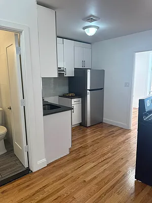 4003 Fifth Avenue #3R