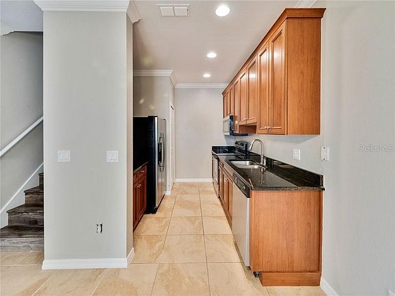 4th image of 1724 Coriander Dr