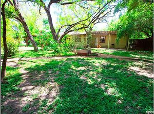 252 Airport Rd, Brackettville, TX 78832