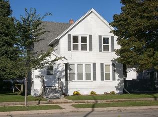 2040 N Main St, Racine, WI 53402