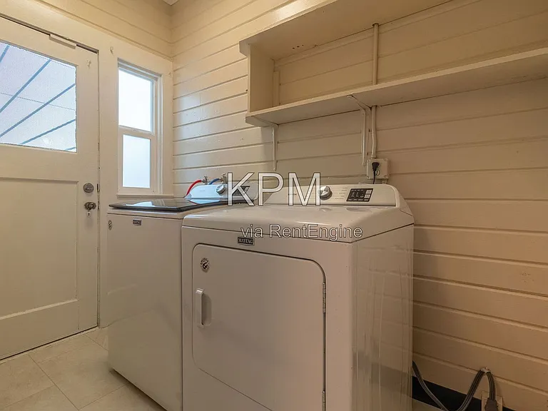 34 W Poplar St — Photo 11