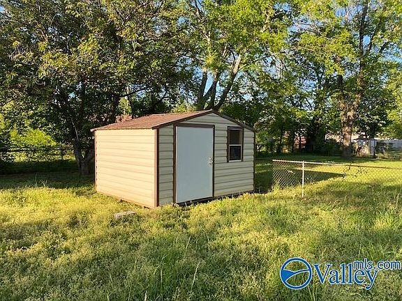 5th image of 4104 Talwell Dr SW