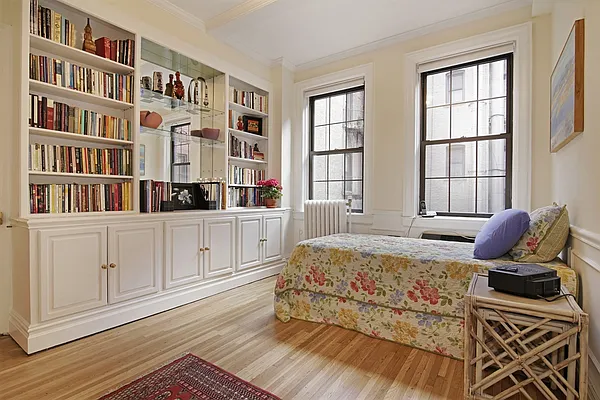 Sold by Corcoran | media 14