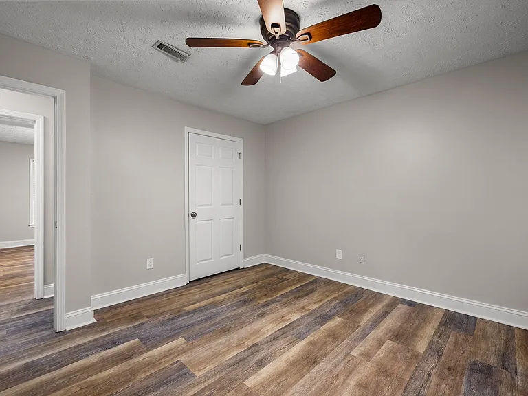 115 Ridge Way — Photo 17