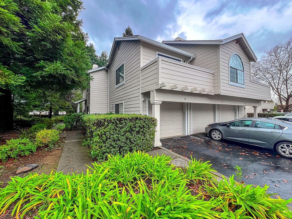 1st image of 14 Golden Gate Cir