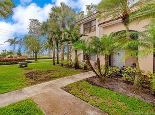 501 Racquet Club Rd APT 62, Weston, FL 33326