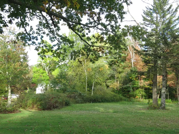 8 Hemlock Hill Road, Litchfield, CT 06759