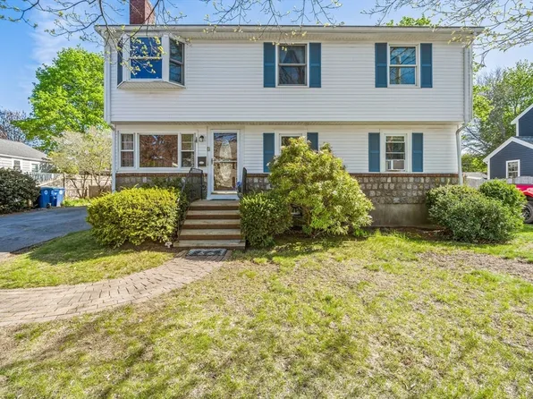 8 Lawson Ln, Braintree, MA 02184