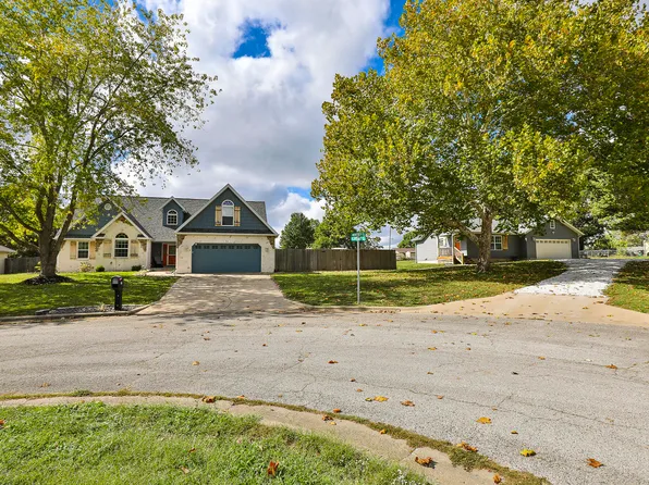 461 N Winfred Avenue, Bolivar, MO 65613