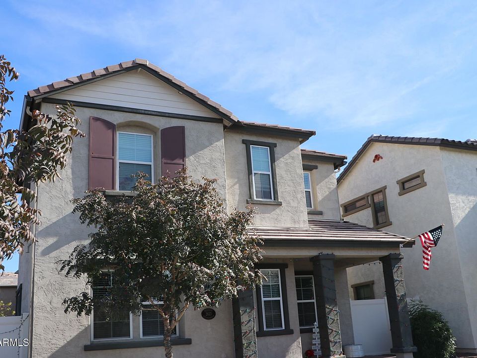 1st image of 2613 S 106th Way