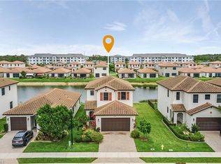 8740 Madrid Cir, Naples, FL 34104