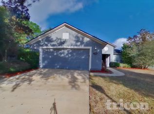 2268 Eisner Dr, Jacksonville, FL 32218