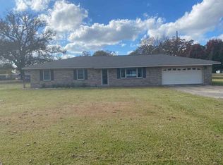 235 Manning Rd, Hooks, TX 75561