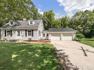 1861 Post Dr NE, Belmont, MI 49306