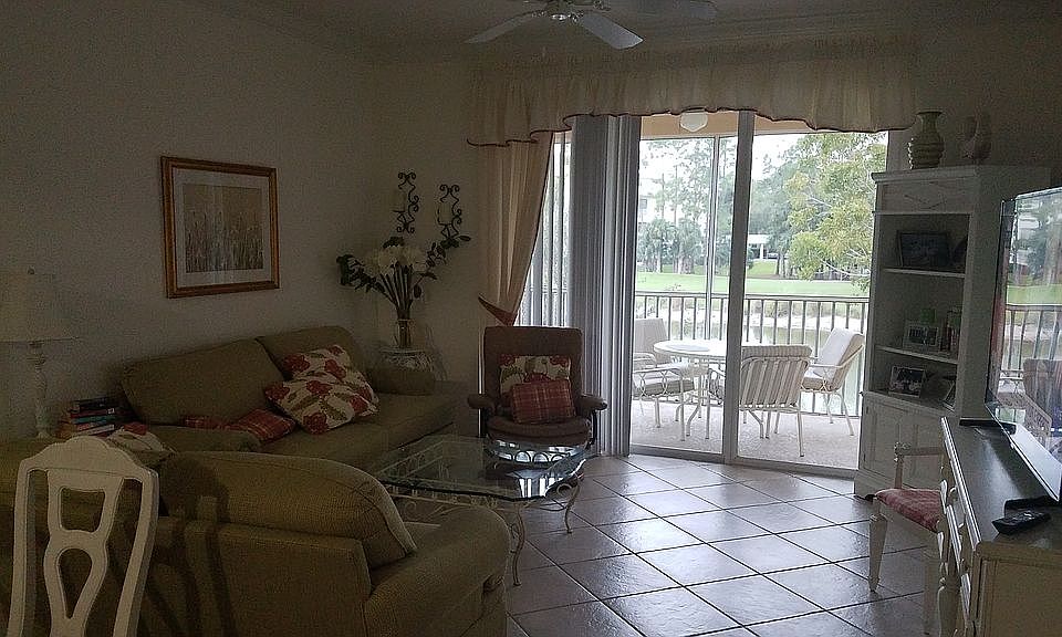 1st image of 3992 Bishopwood Ct E Unit 203