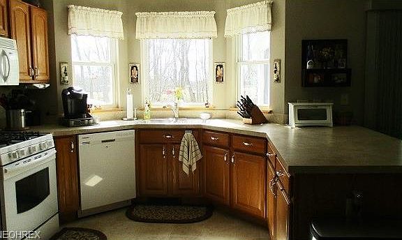 3rd image of 5480 Catmere Dr