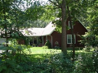 5065 Walnut Grove Dr, Poplar Grove, IL 61065