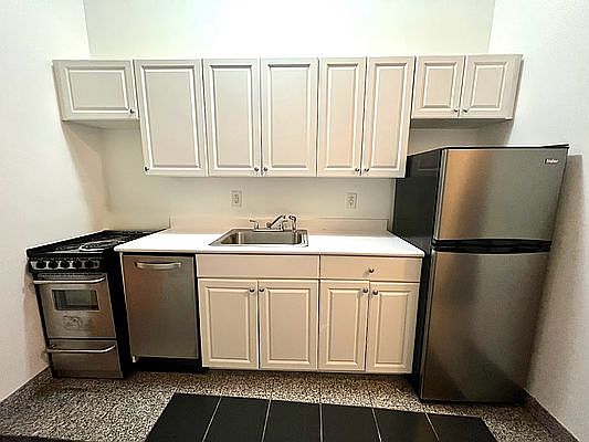 3rd image of 577 2nd Ave #47SF