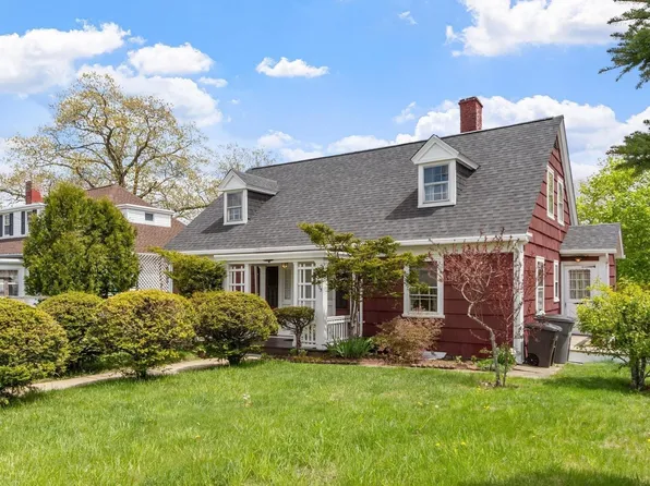 193 Woodland Ave, Gardner, MA 01440