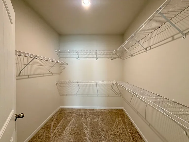 2370 Alden Dr — Photo 8