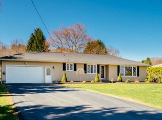 49 Taber Rd, New Hartford, NY 13413