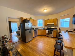 32 Edison Grn APT 1, Dorchester, MA 02125