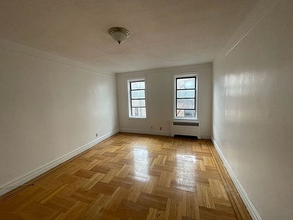 5th image of 71 Ocean Pkwy APT 6A