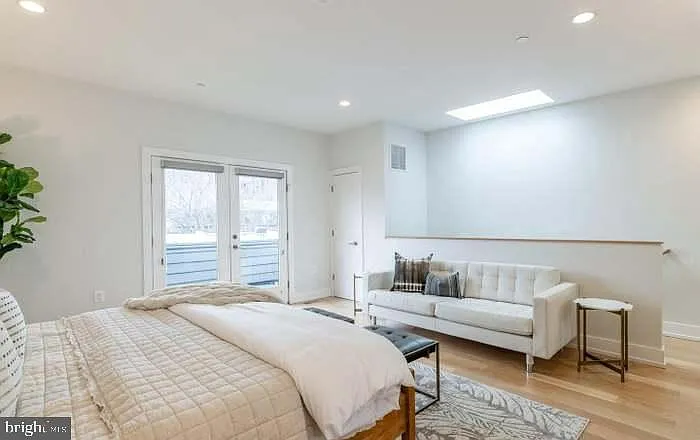 628 I St NE #3 — Photo 22