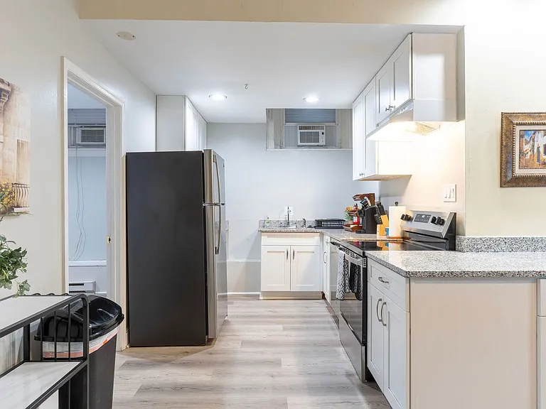1601 W Cary St #1 — Photo 3