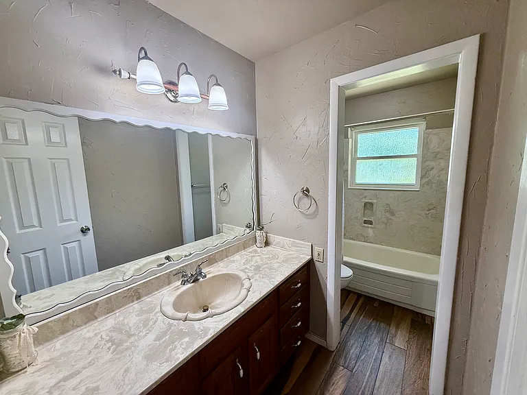 6728 Karen Dr — Photo 13