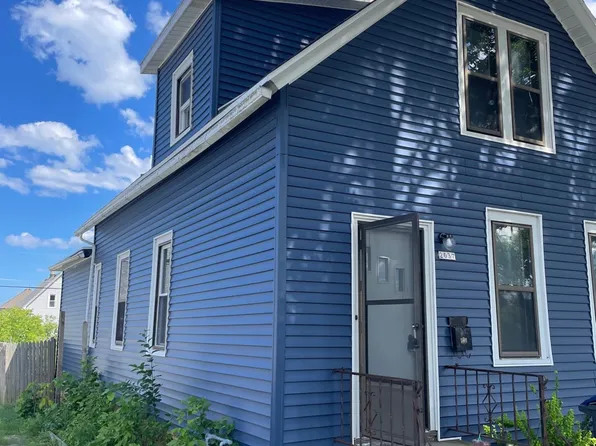 2037 Wiemann Ave, Sheboygan, WI 53081