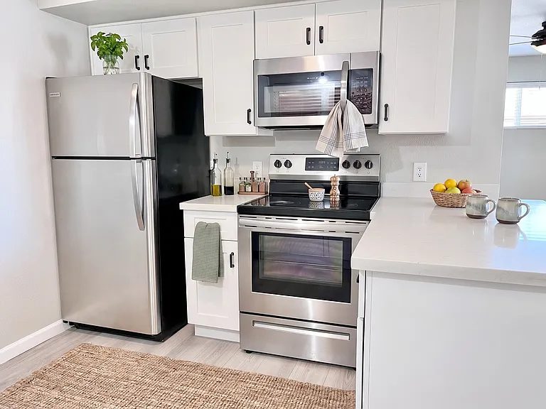 3008 N 39th St #5 — Photo 9