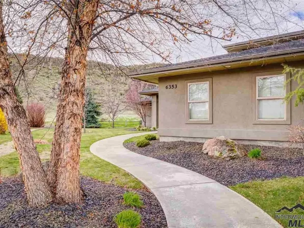 6353 E Escarpment Ct, Boise, ID 83716