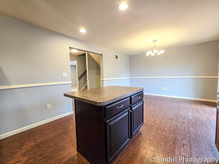 6419 Creekbend Dr — Photo 24