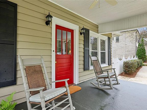 3rd image of 2117 Howell Mill Rd NW