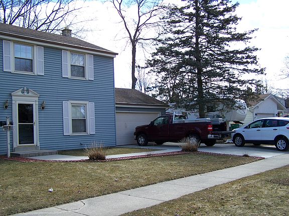 3rd image of W60N990 Glenwood Dr