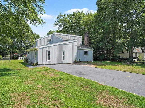 213 Caropine Dr., Surfside Beach, SC 29575