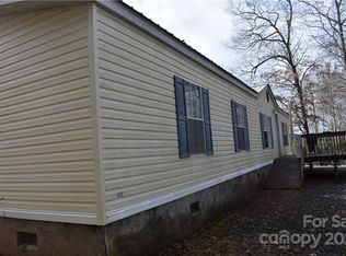 15 Mallard Dr, Burnsville, NC 28714