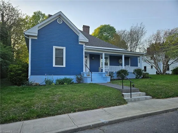 322 W Church St, Mount Airy, NC 27030