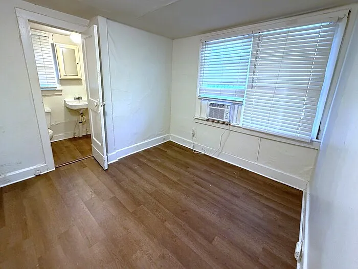 520 Holly St #2 — Photo 3