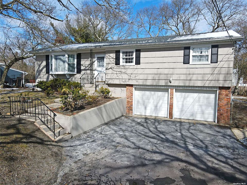 559 Hawkins Road, Selden, NY 11784 Zillow
