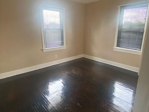 5th image of 1745 E Livingston Ave