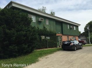 425 Western Ave APT 2, Waterloo, IA 50701