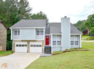 3921 Springleaf Dr, Stone Mountain, GA 30083