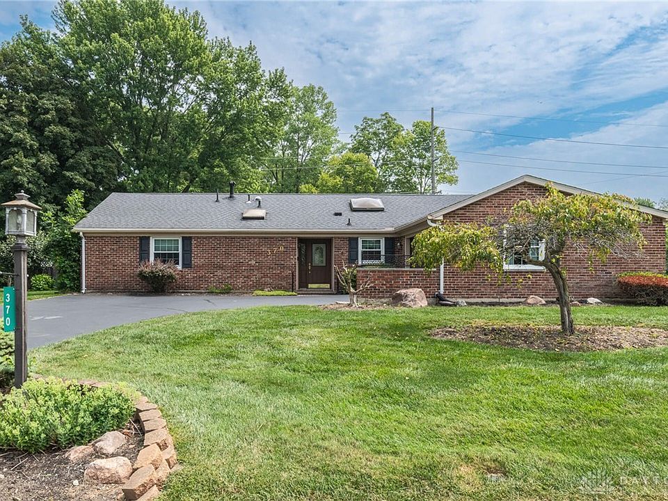 1st image of 370 Clareridge Ln