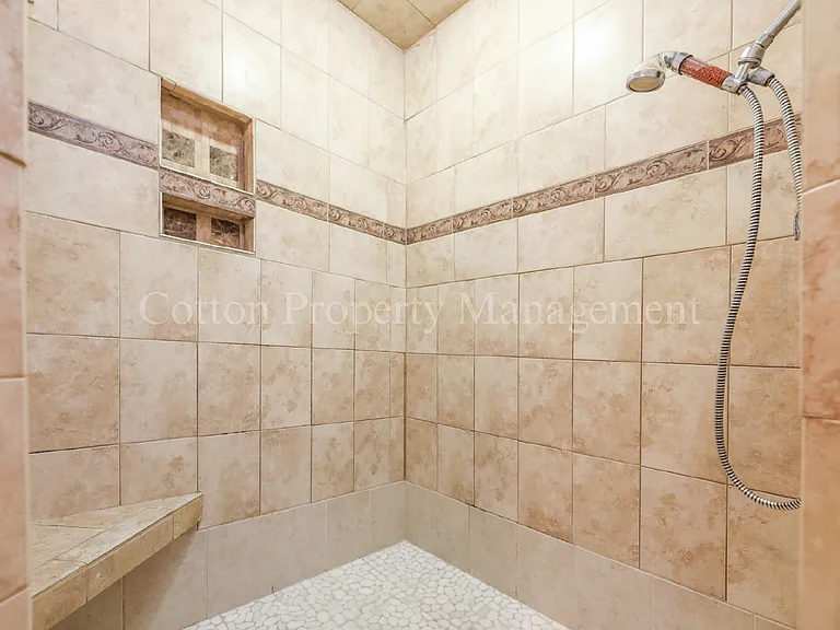 522 N 25th St — Photo 17